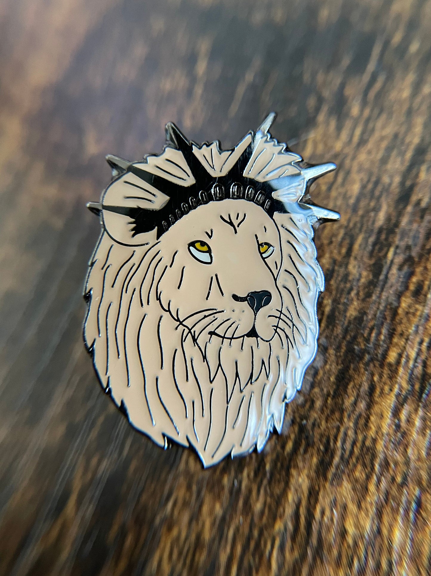 The King of New York Lion Enamel Pin